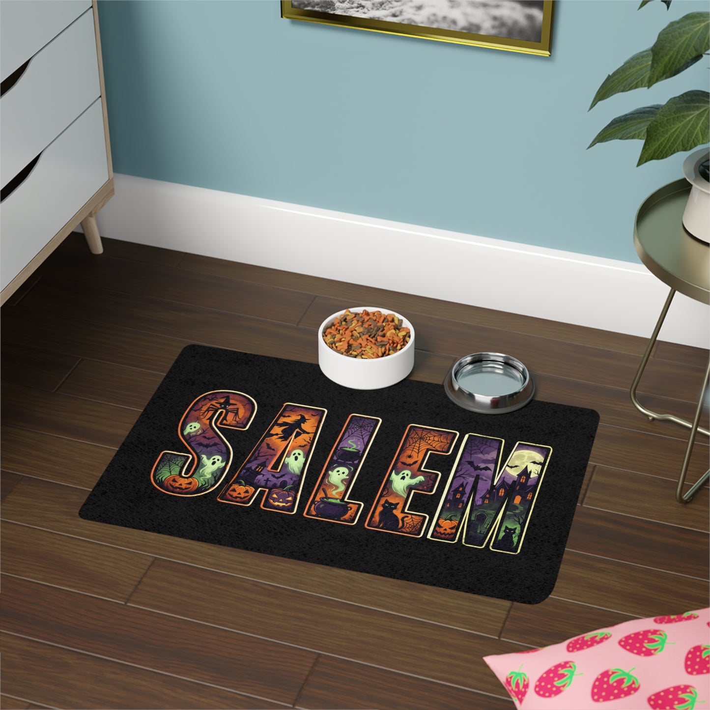SALEM SPOOKY Pet Food Mat (12x18)