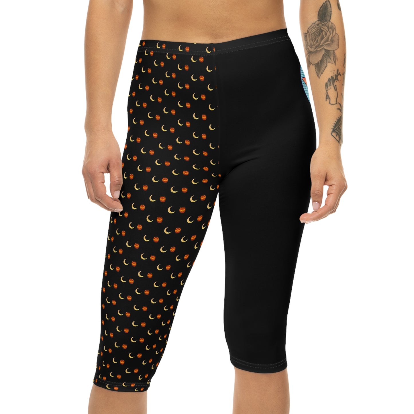 PUMPKIN MOON Women’s Capri Leggings (AOP)