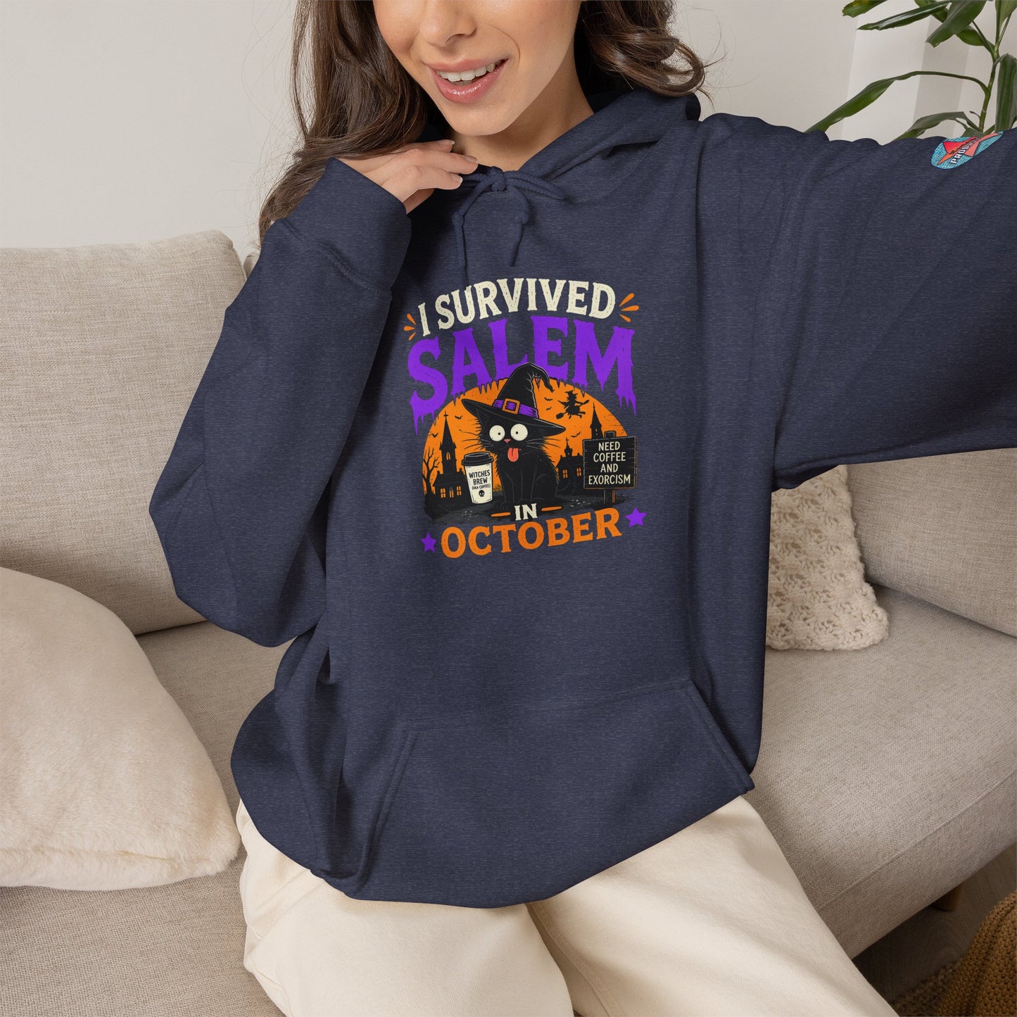 Survived Salem Cat - Unisex Heavy Blend™ Hooded Sweatshirt