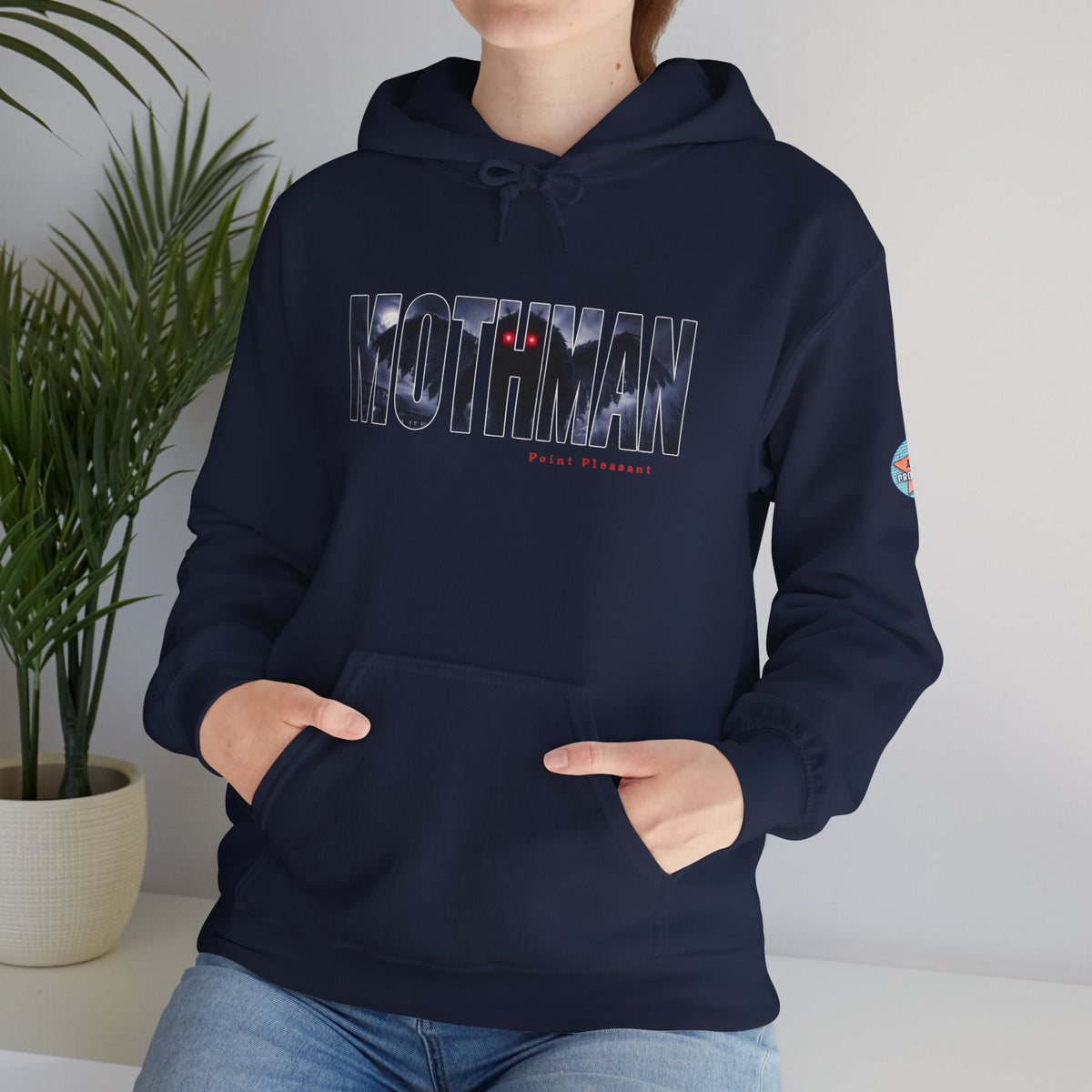 MOTHMAN LURKS Unisex Heavy Blend™ Hooded Sweatshirt