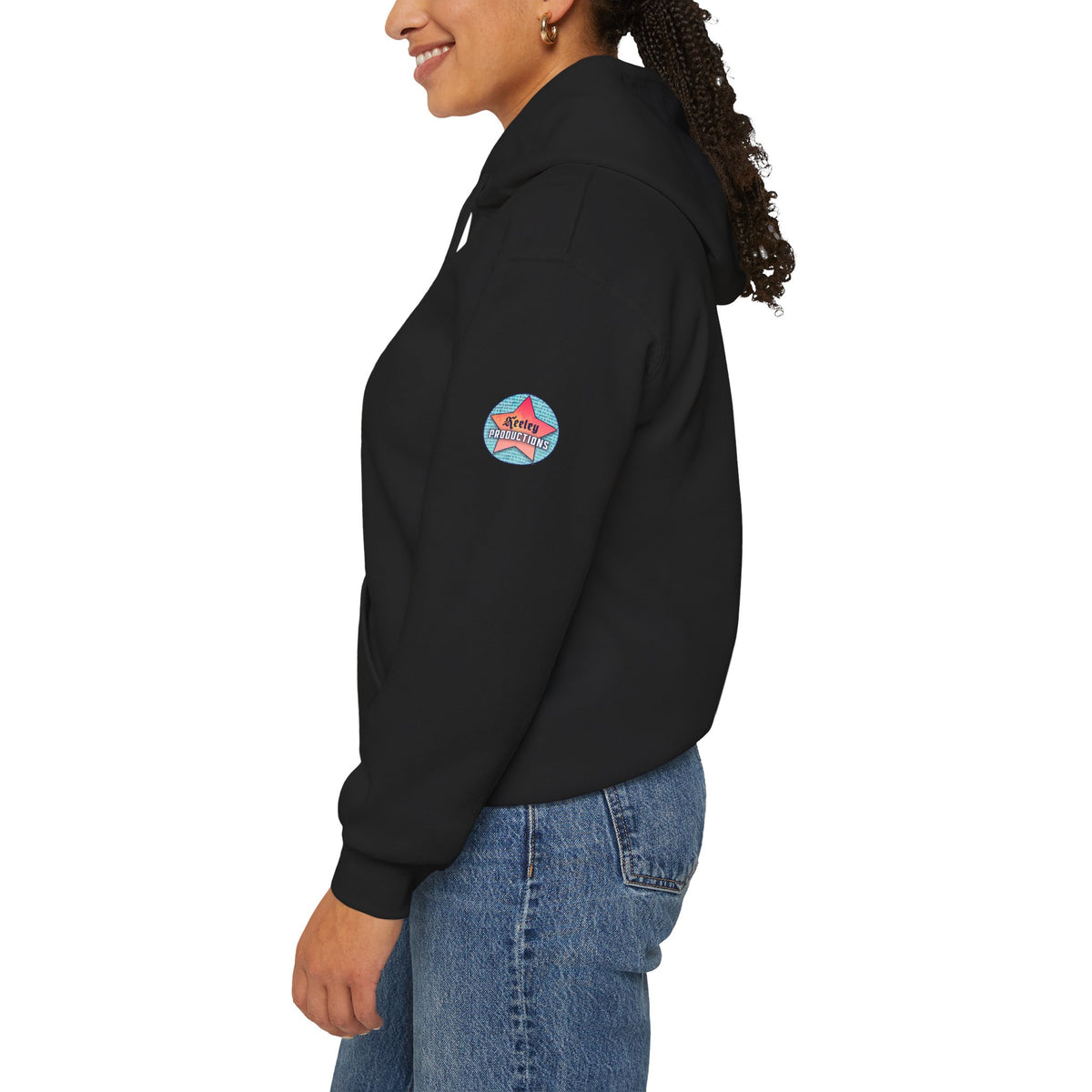 MOTHMAN LURKS Unisex Heavy Blend™ Hooded Sweatshirt