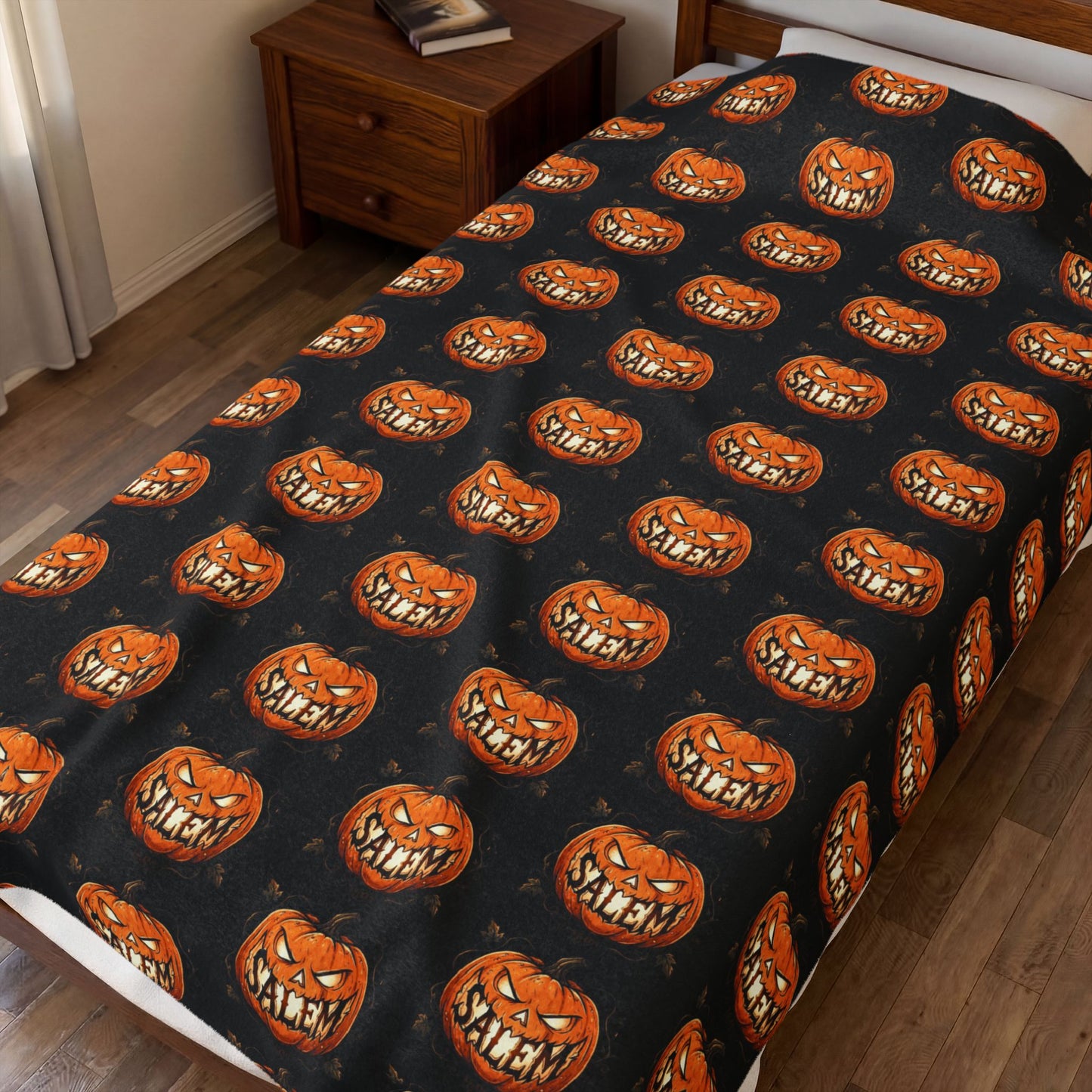 SALEM SMILE Velveteen Plush Blanket
