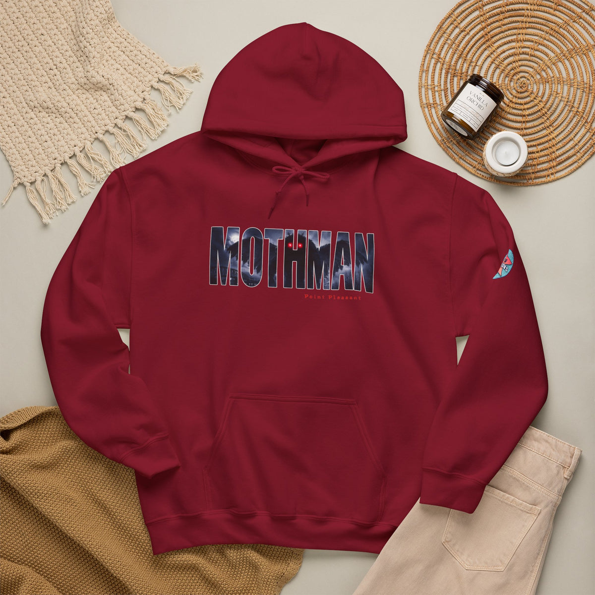 MOTHMAN LURKS Unisex Heavy Blend™ Hooded Sweatshirt