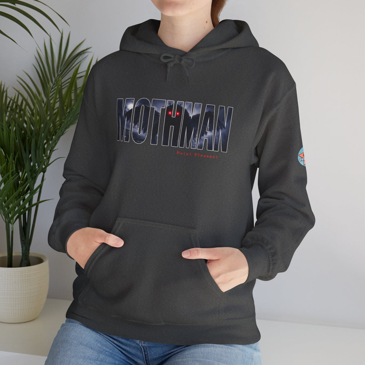 MOTHMAN LURKS Unisex Heavy Blend™ Hooded Sweatshirt