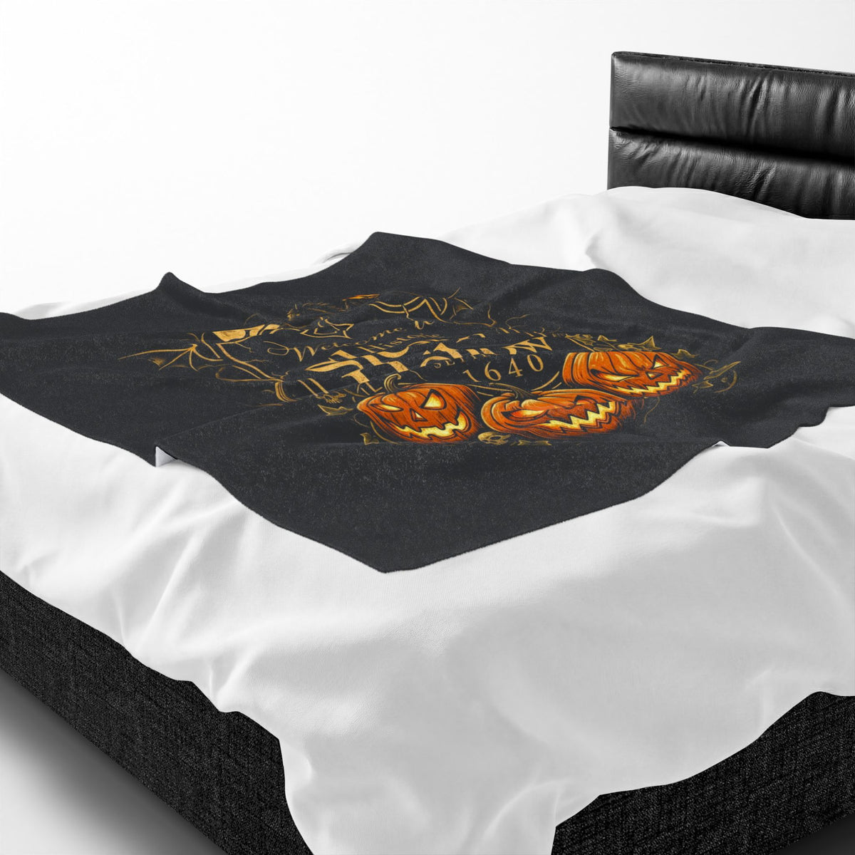 SLEEPY HOLLOW Velveteen Plush Blanket
